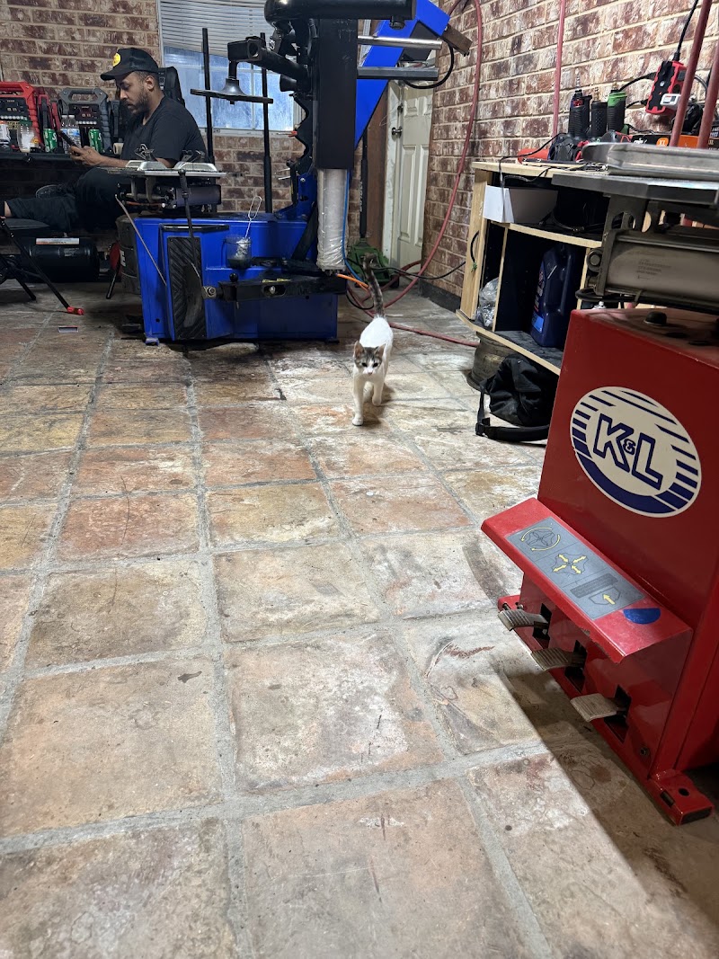 JD 24/7 Tire Shop in Dallas